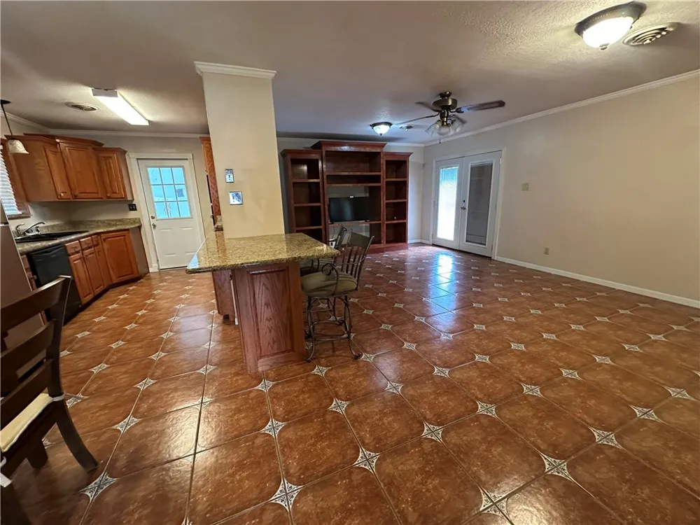 1030 Burkshire Drive Corpus Christi, TX 78412