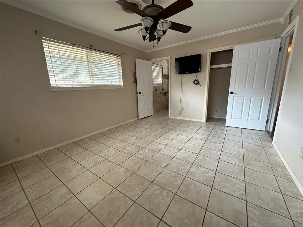 1030 Burkshire Drive Corpus Christi, TX 78412