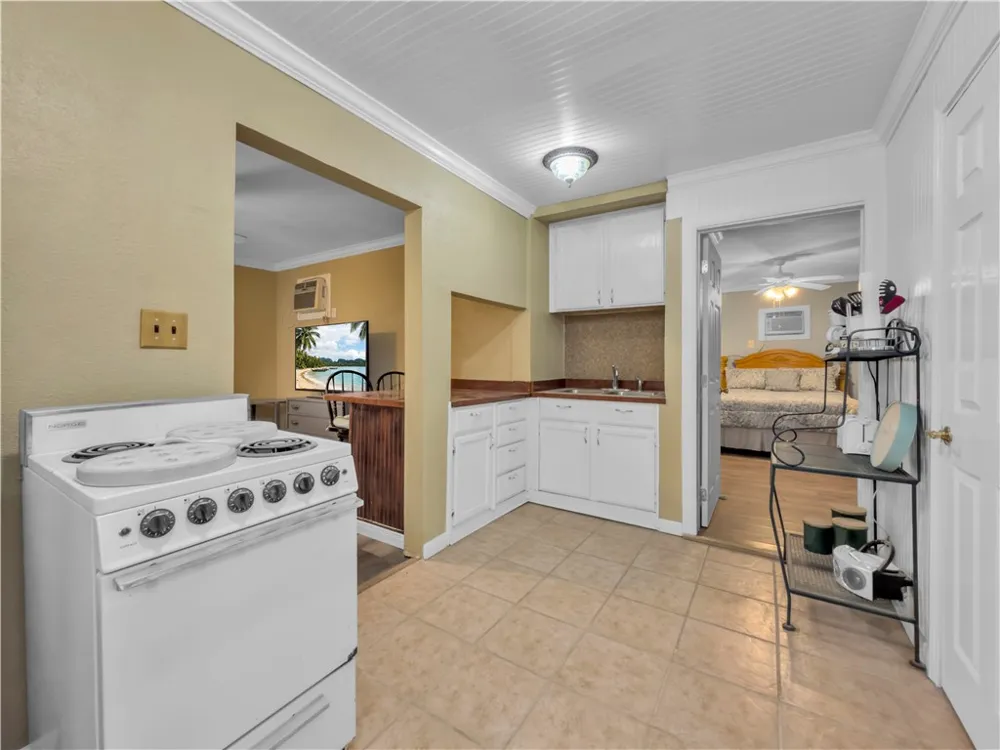 510 Rowe Street Rockport, TX 78382