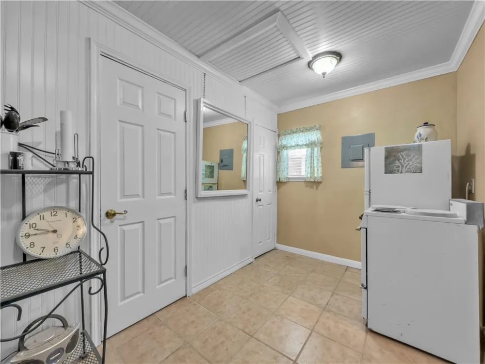510 Rowe Street Rockport, TX 78382