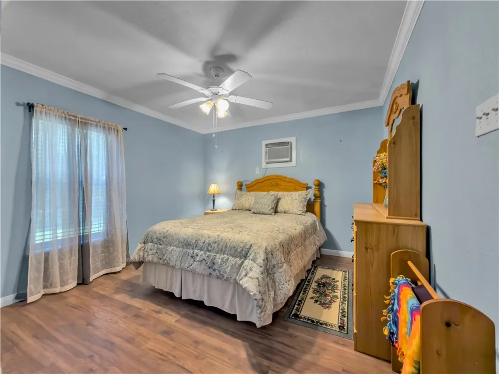 510 Rowe Street Rockport, TX 78382