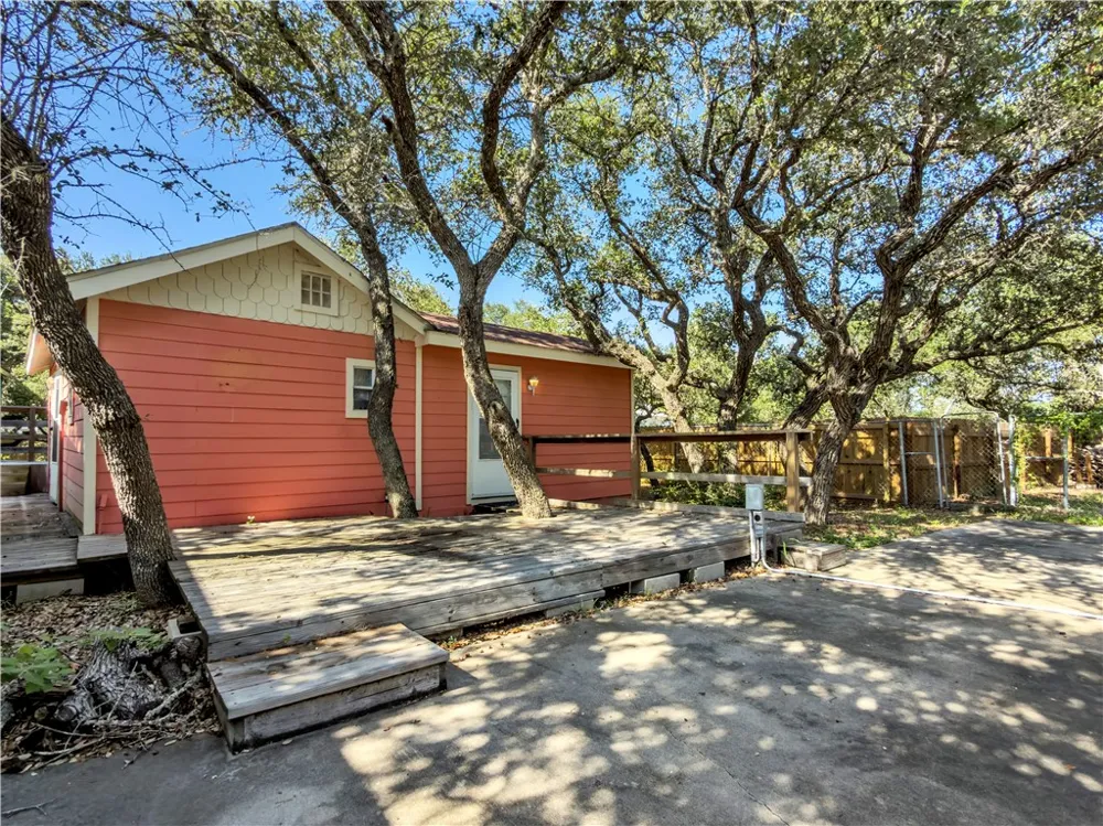 510 Rowe Street Rockport, TX 78382