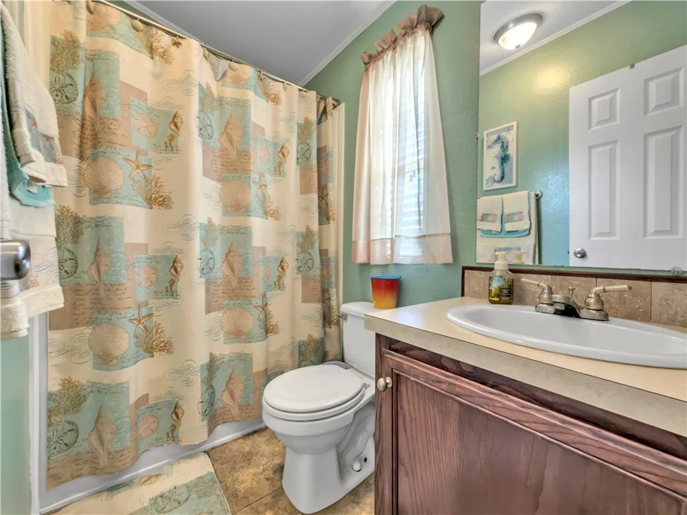 510 Rowe Street Rockport, TX 78382