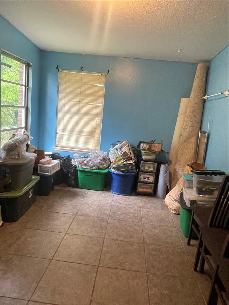 711 Hybiscus Victoria, TX 77901