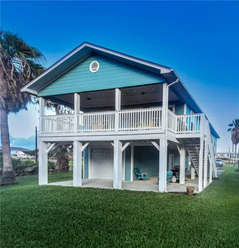1228 S Live Oak Street