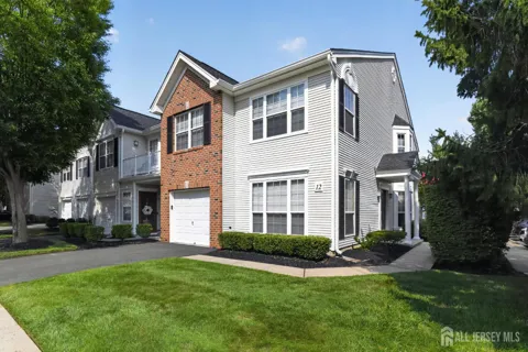 12 Berkshire Court