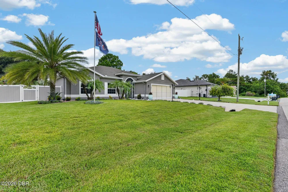 29 Ludlow Lane E Palm Coast, FL 32137