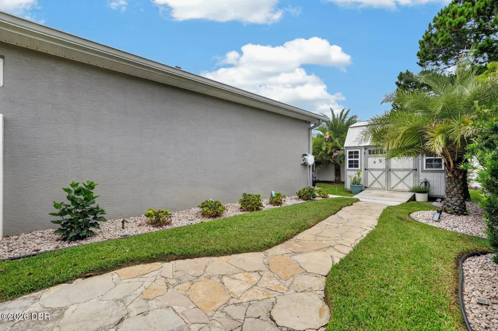 29 Ludlow Lane E Palm Coast, FL 32137