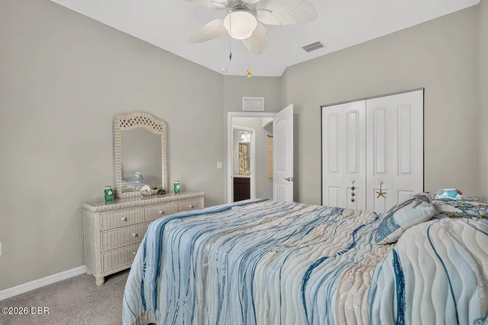 29 Ludlow Lane E Palm Coast, FL 32137