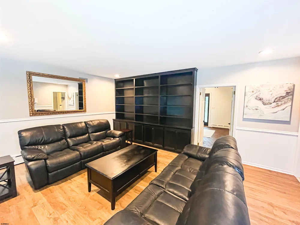2460 Buttonwood Drive Vineland, NJ 08361
