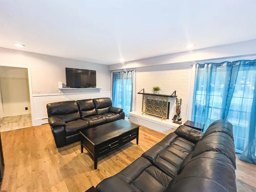 2460 Buttonwood Drive Vineland, NJ 08361