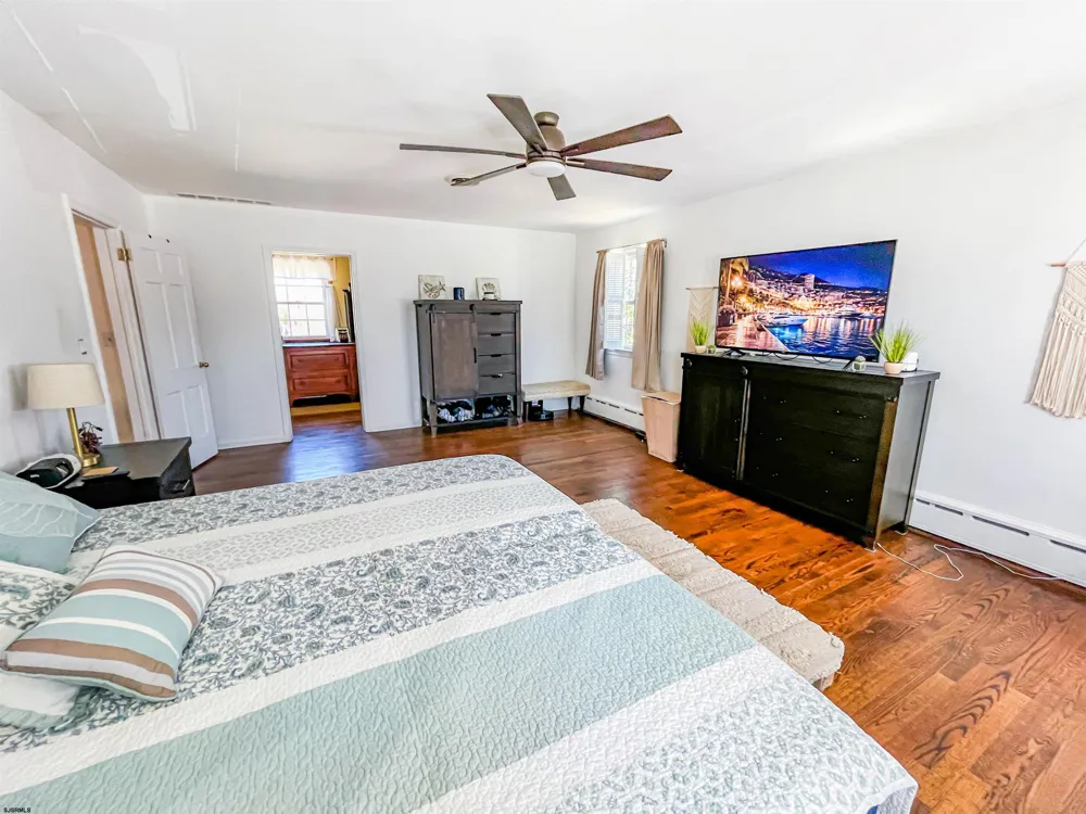 2460 Buttonwood Drive Vineland, NJ 08361
