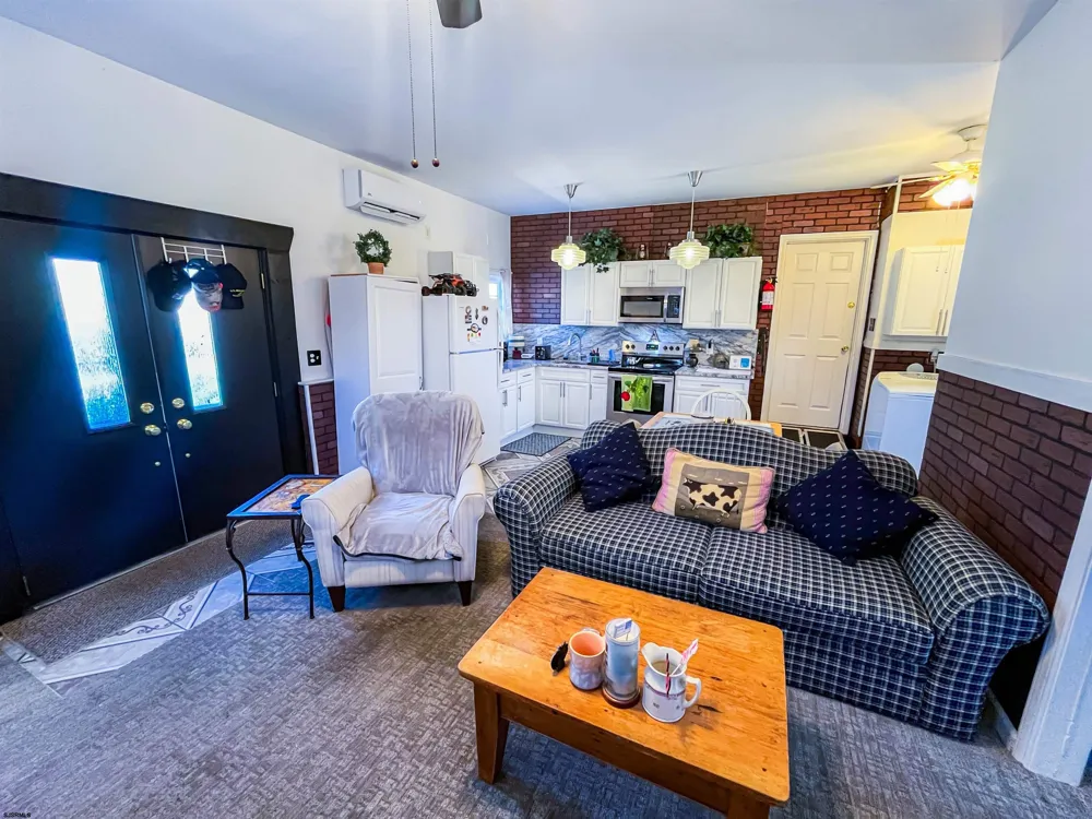 2460 Buttonwood Drive Vineland, NJ 08361