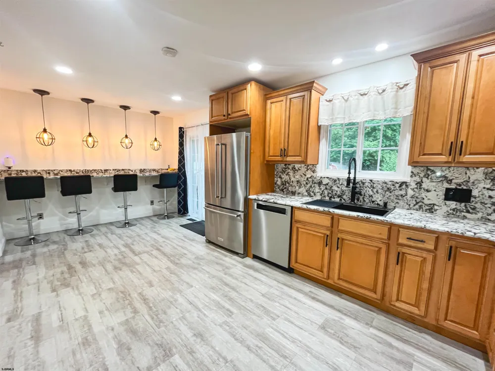 2460 Buttonwood Drive Vineland, NJ 08361