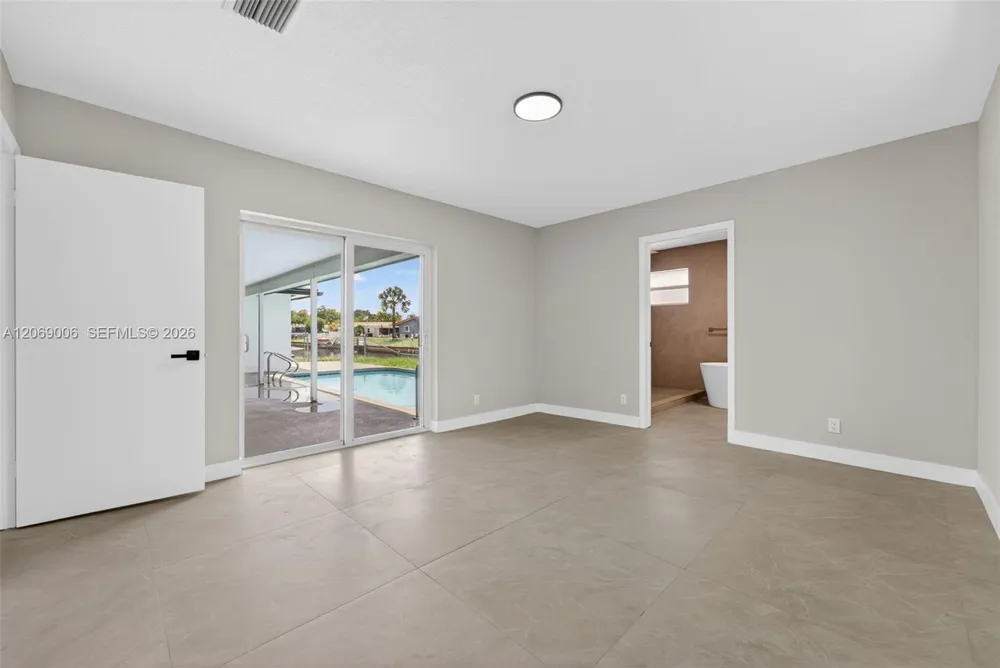 6091 SW 14th St Plantation, FL 33317