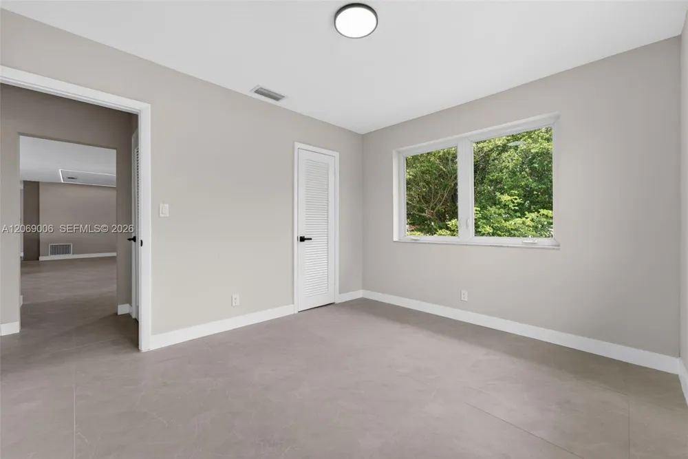 6091 SW 14th St Plantation, FL 33317