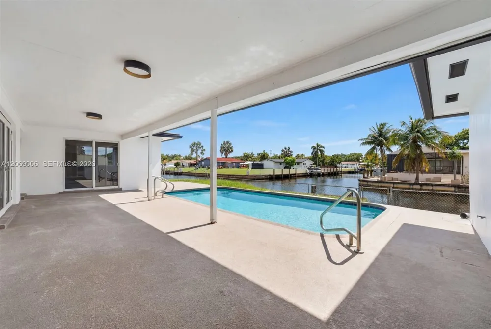 6091 SW 14th St Plantation, FL 33317