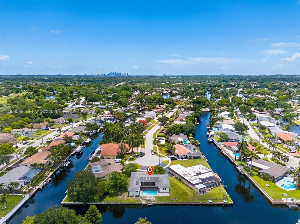 6091 SW 14th St Plantation, FL 33317