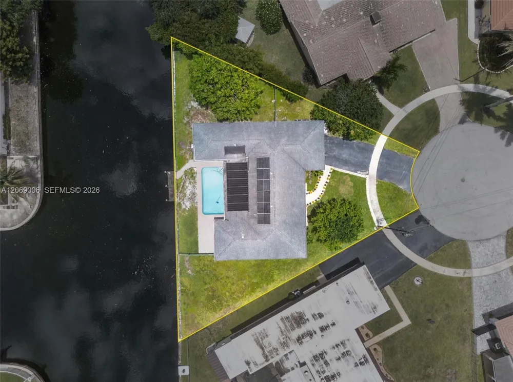 6091 SW 14th St Plantation, FL 33317