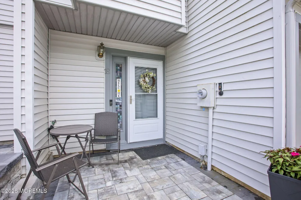 18 Lexington Circle Matawan, NJ 07747