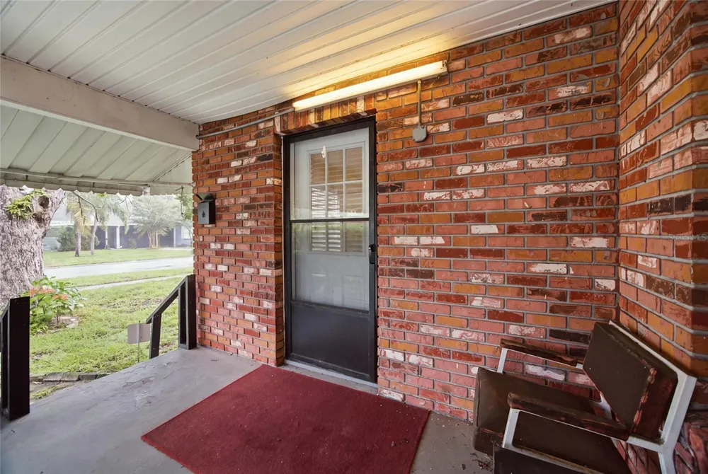 1416 E IDLEWILD AVENUE Tampa, FL 33604