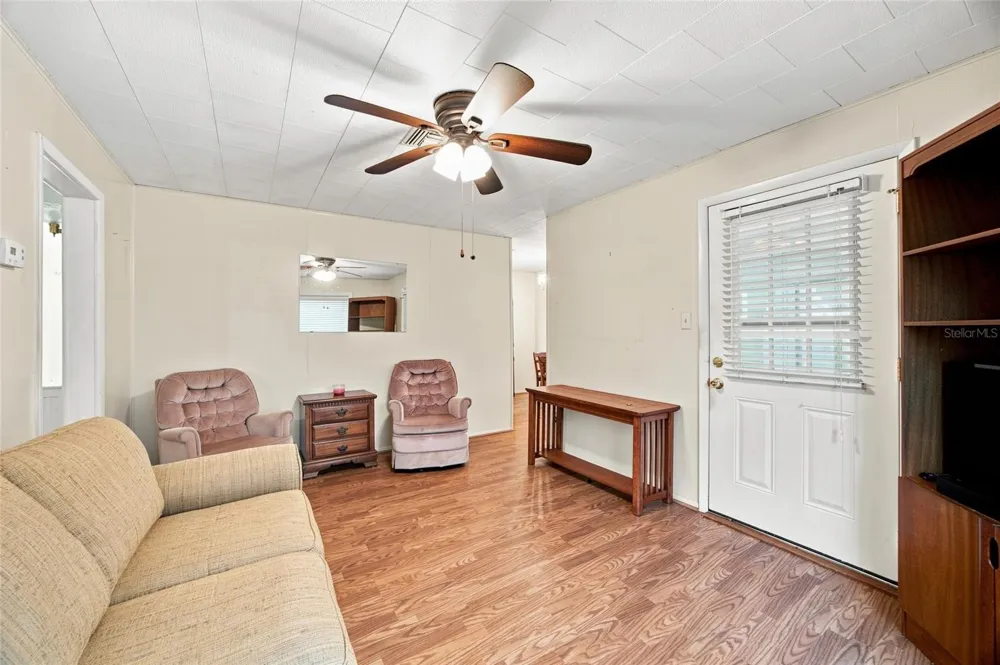 1416 E IDLEWILD AVENUE Tampa, FL 33604