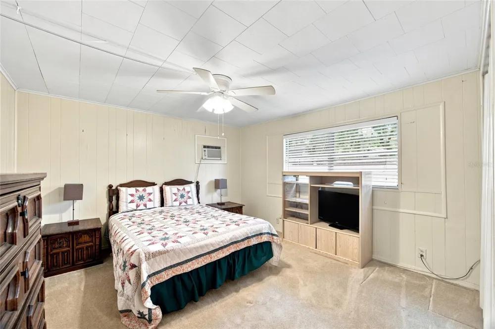 1416 E IDLEWILD AVENUE Tampa, FL 33604