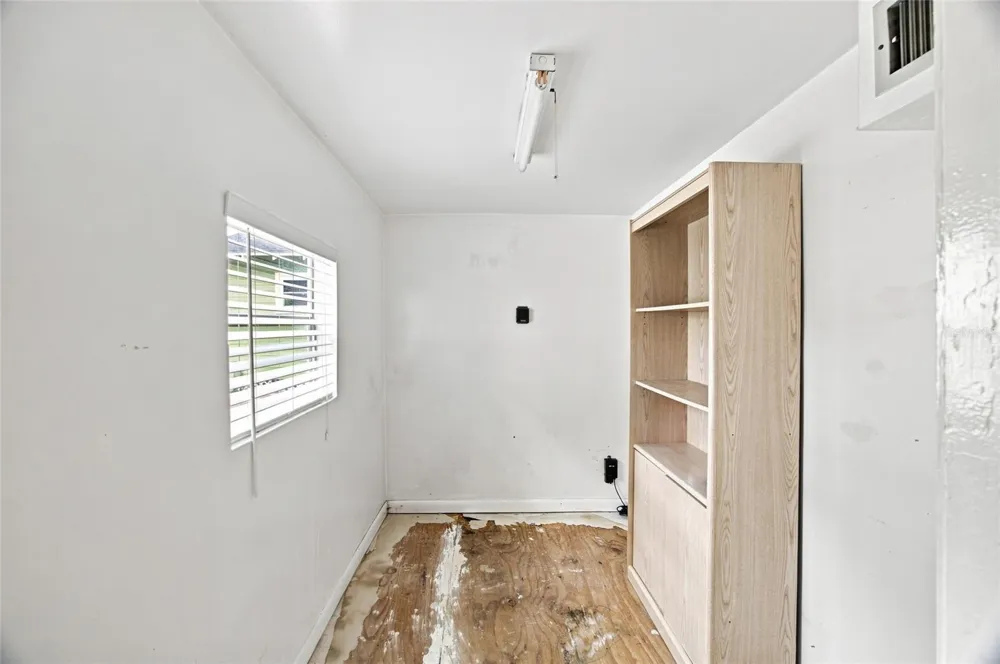 1416 E IDLEWILD AVENUE Tampa, FL 33604