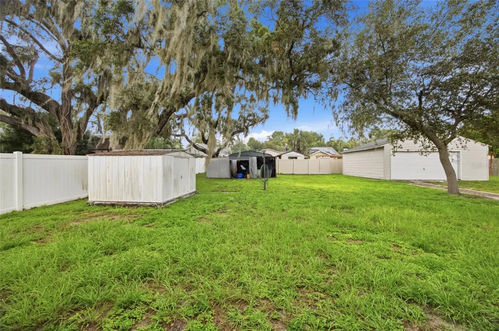 1416 E IDLEWILD AVENUE Tampa, FL 33604