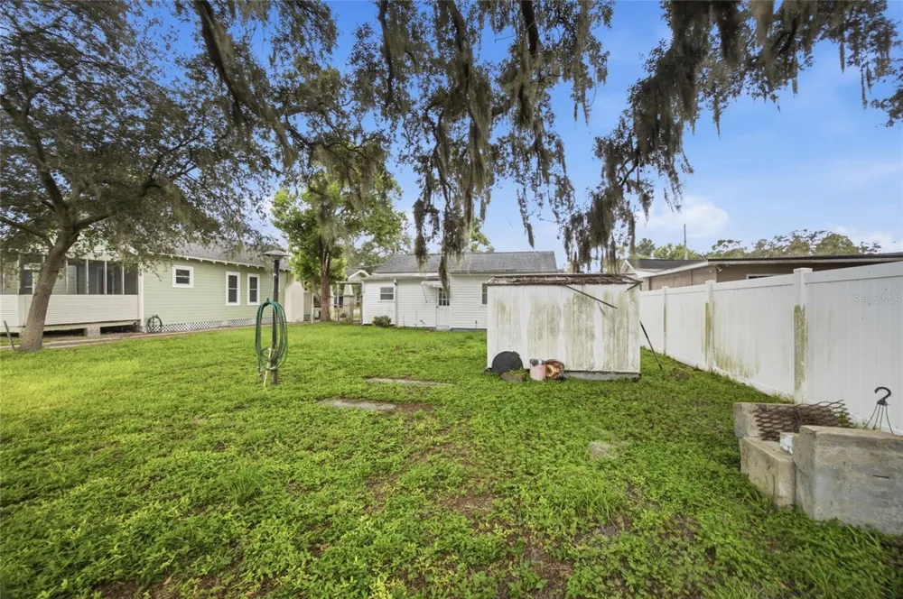 1416 E IDLEWILD AVENUE Tampa, FL 33604