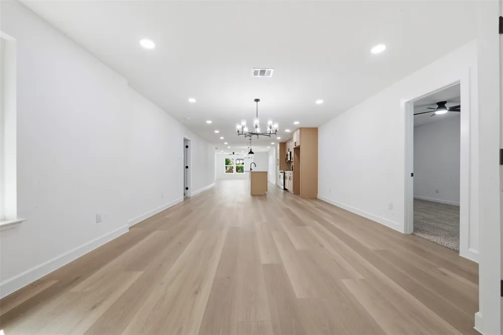 2403 Raymond Street Pasadena, TX 77506