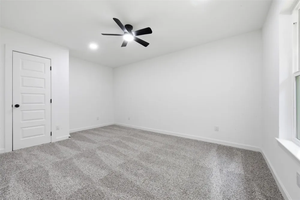 2403 Raymond Street Pasadena, TX 77506