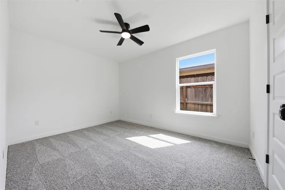 2403 Raymond Street Pasadena, TX 77506