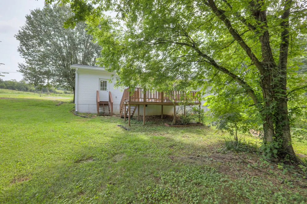 1324 Yell Rd Lewisburg, TN 37091