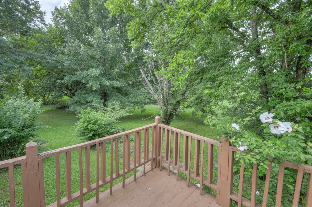 1324 Yell Rd Lewisburg, TN 37091