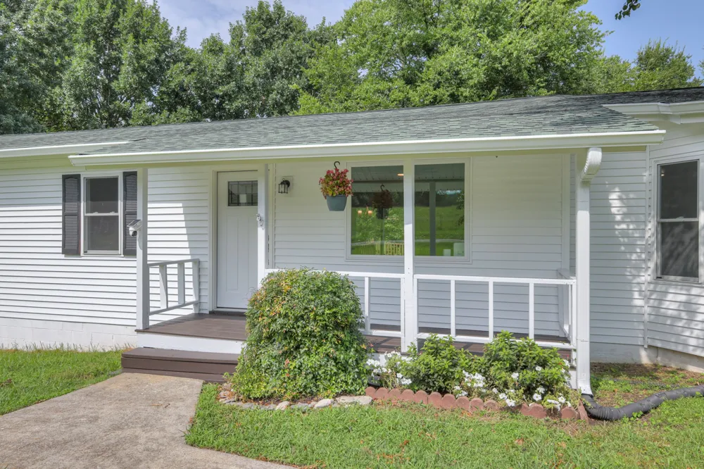 1324 Yell Rd Lewisburg, TN 37091