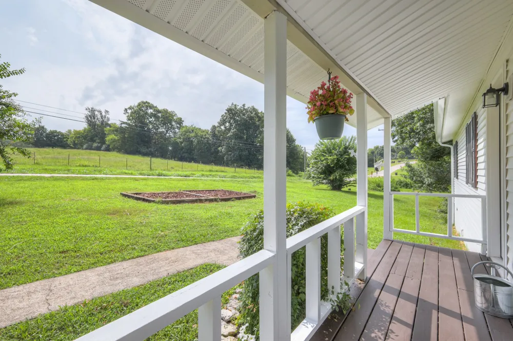1324 Yell Rd Lewisburg, TN 37091