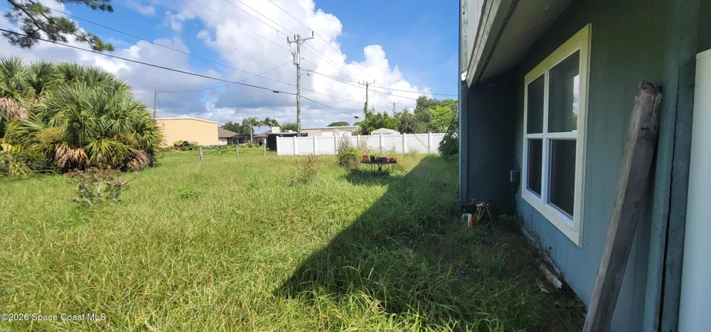 2014 Willow Oak Drive Edgewater, FL 32141
