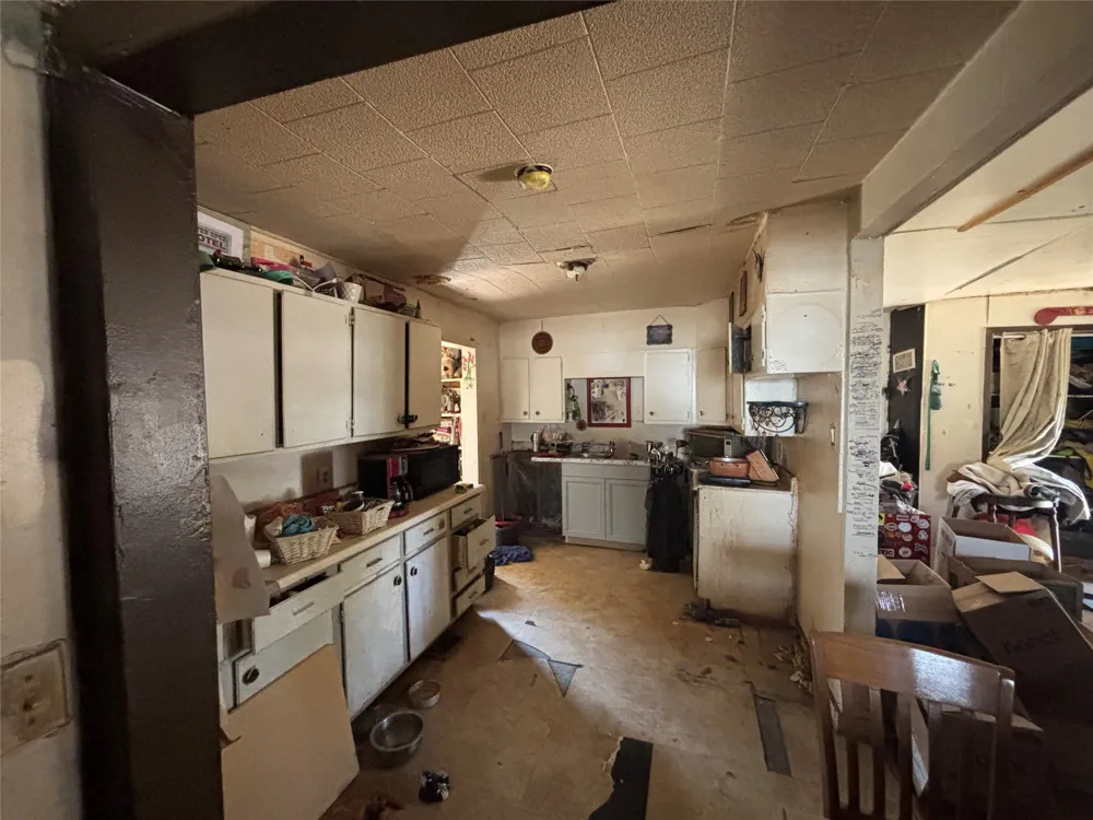 649 Avenue F Hamlin, TX 79520