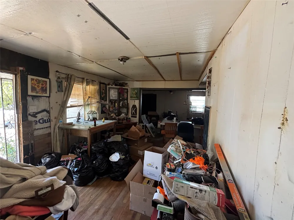 649 Avenue F Hamlin, TX 79520
