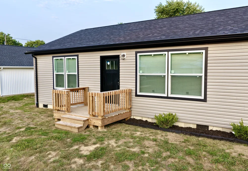 819 W Tanner Brownstown, IN 47220