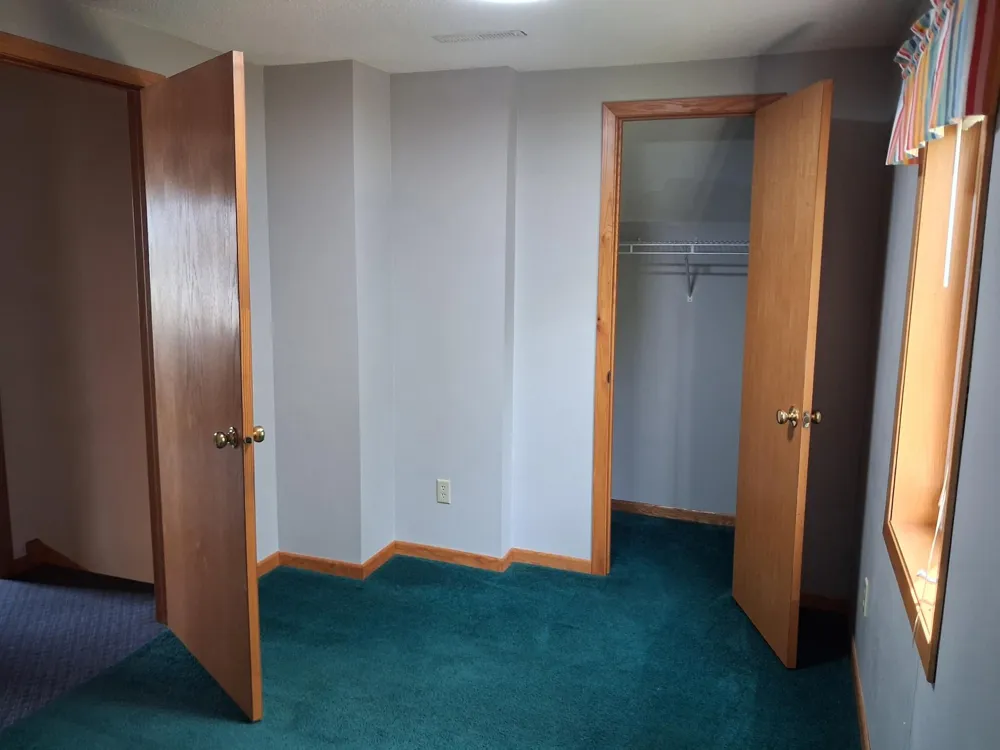 3325 Lakewood Drive Fergus Falls, MN 56537
