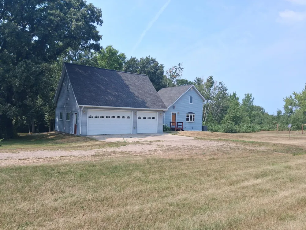 3325 Lakewood Drive Fergus Falls, MN 56537