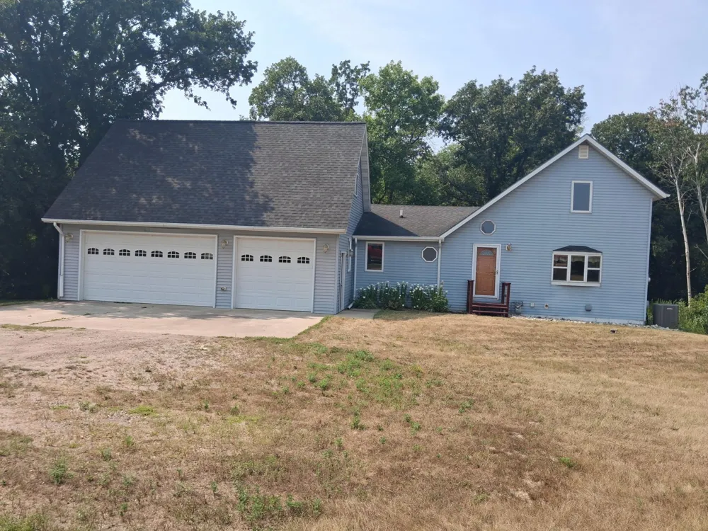 3325 Lakewood Drive Fergus Falls, MN 56537