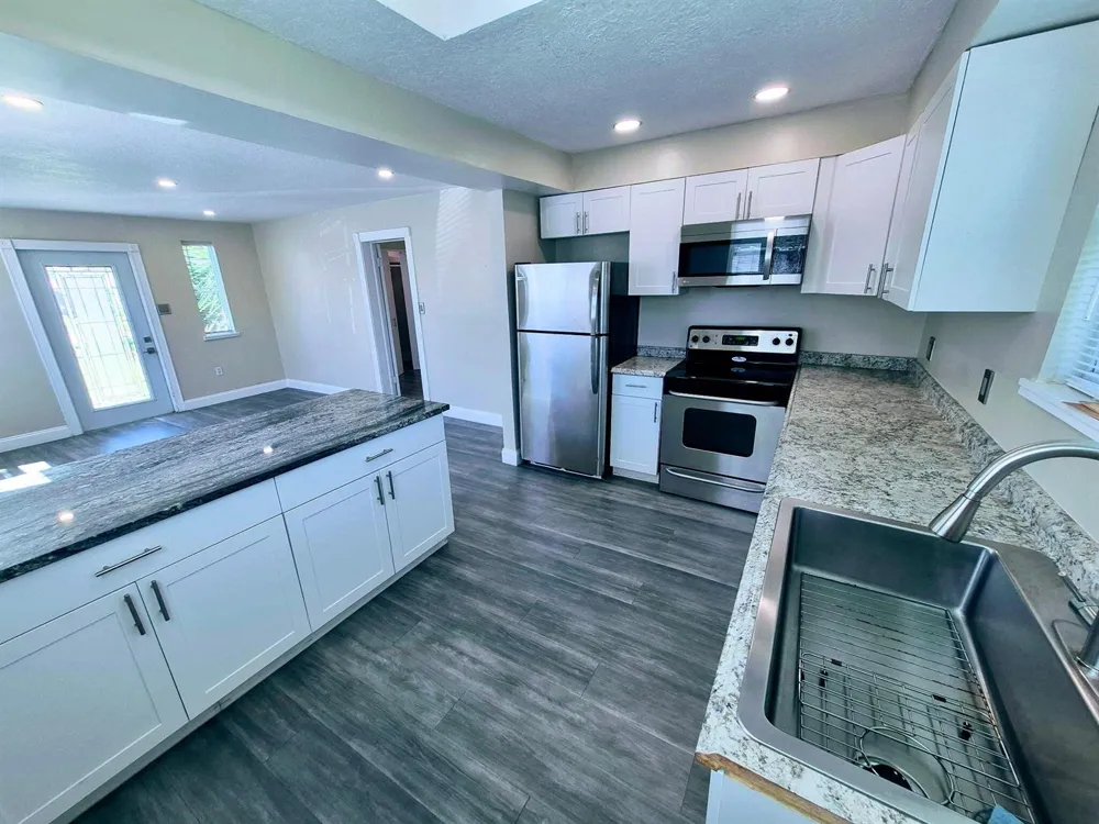 2793 SHAWNEE ROAD #B West Palm Beach, FL 33406