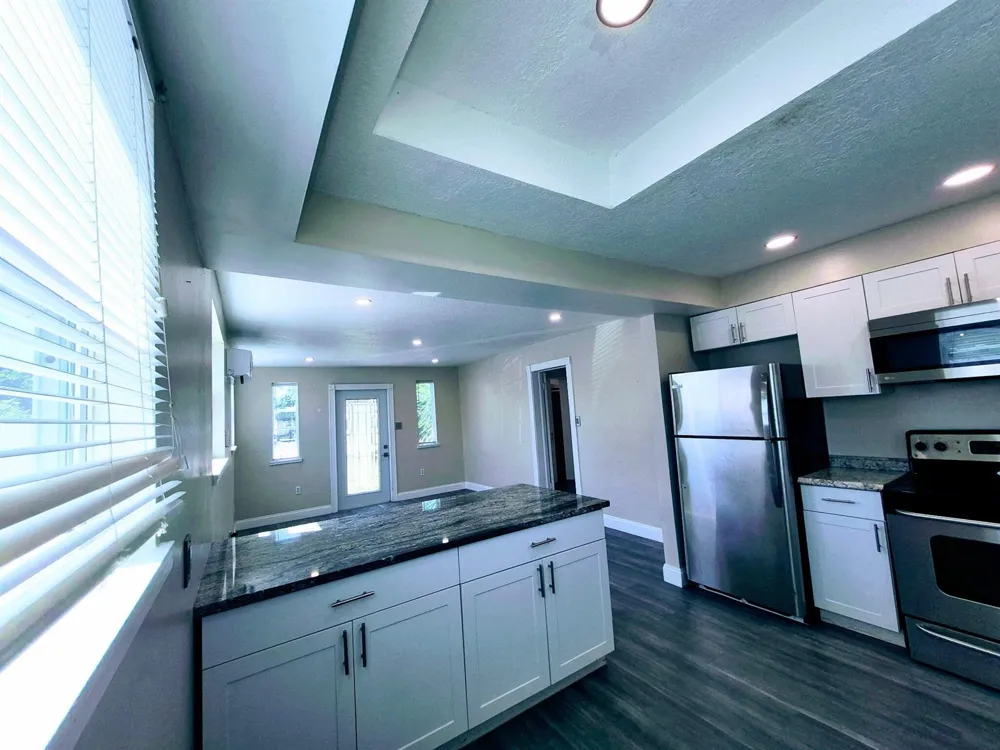 2793 SHAWNEE ROAD #B West Palm Beach, FL 33406