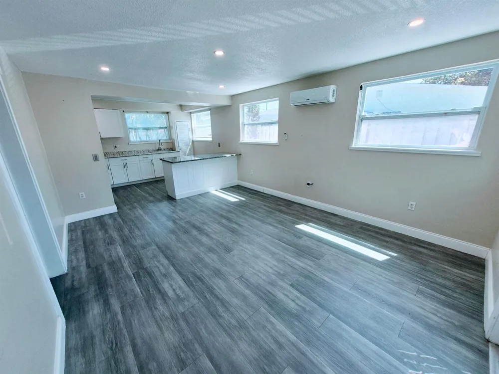 2793 SHAWNEE ROAD #B West Palm Beach, FL 33406