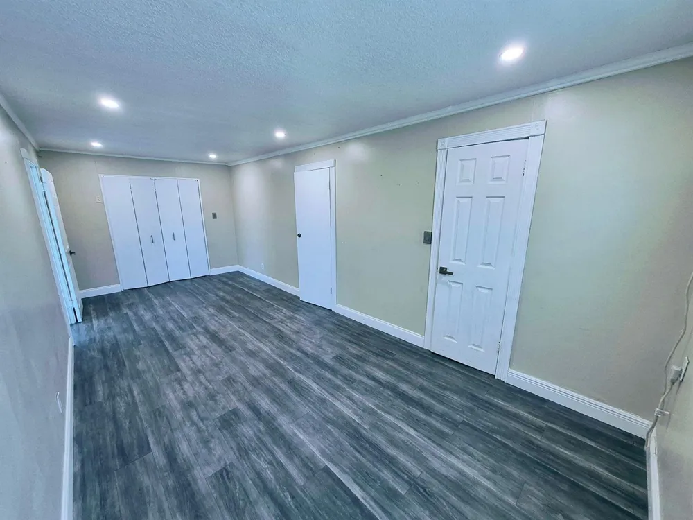 2793 SHAWNEE ROAD #B West Palm Beach, FL 33406