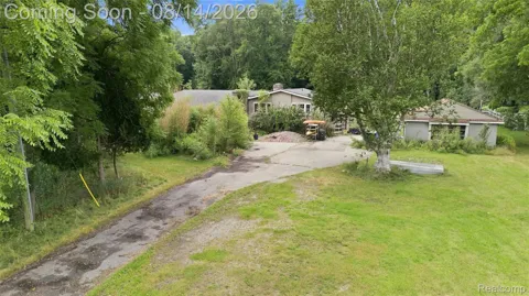 301 Willow Lane