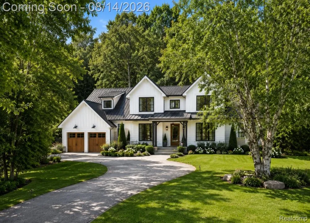 301 Willow Lane Orion Charter Township, MI 48362